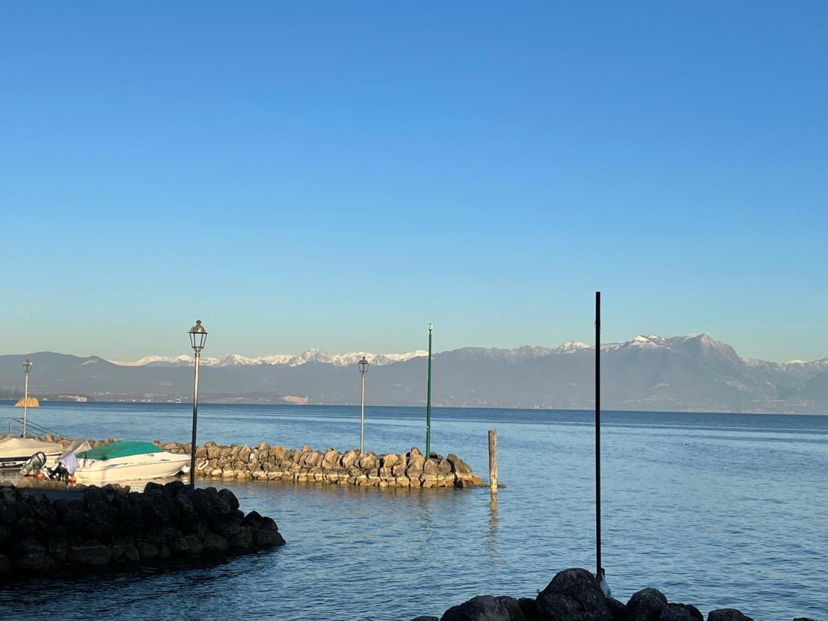 Casa Caterina Lake View Holidays Apartments Peschiera del Garda Exterior photo