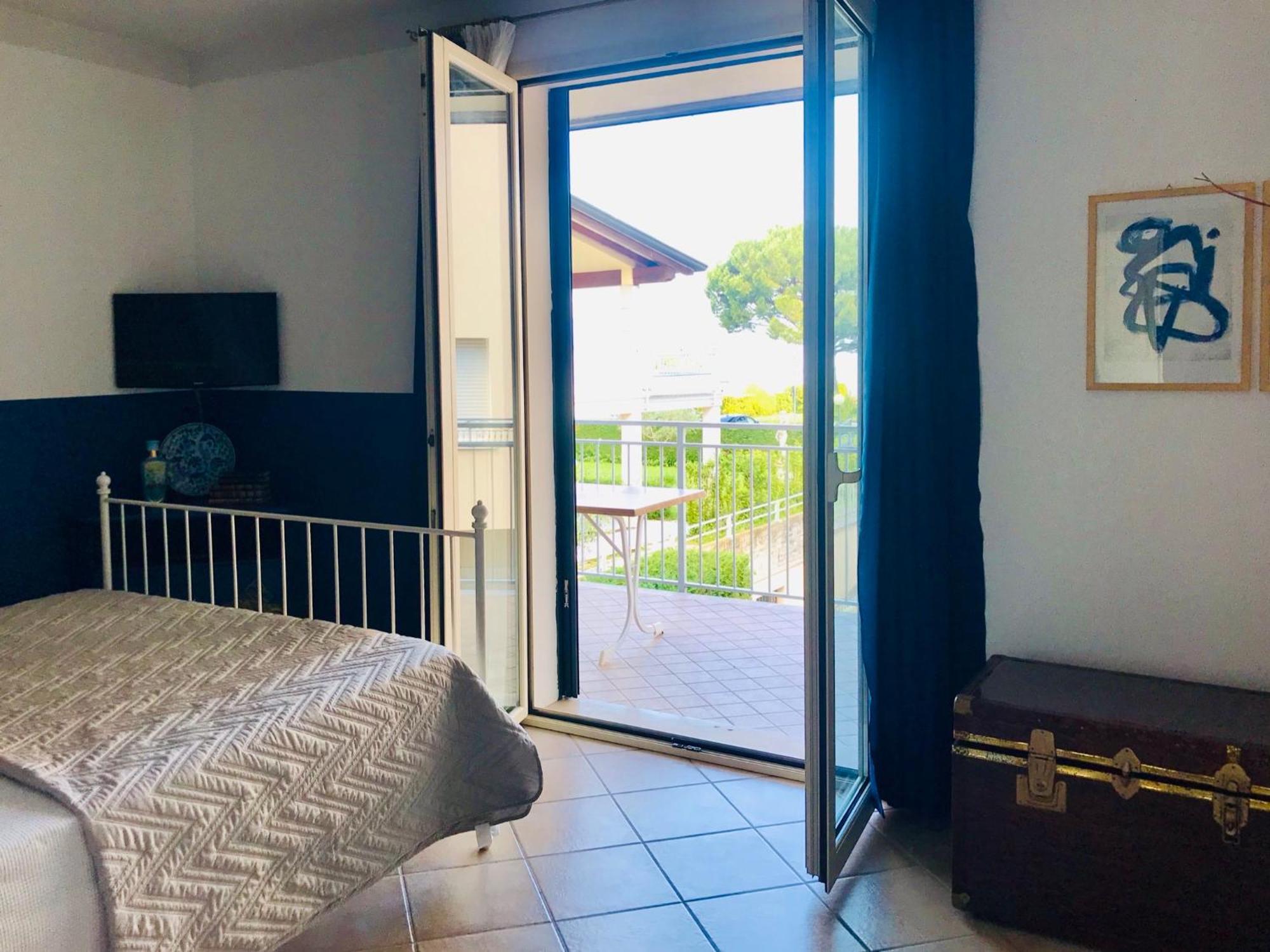 Casa Caterina Lake View Holidays Apartments Peschiera del Garda Room photo